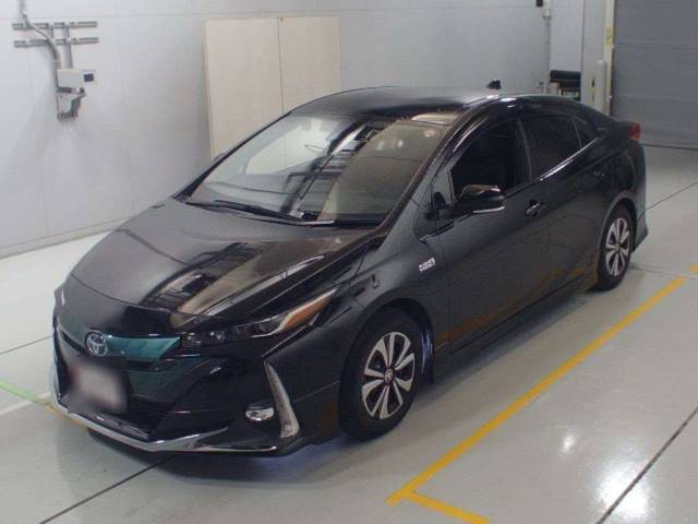 30516 TOYOTA PRIUS PHV ZVW52 2017 г. (CAA Chubu)